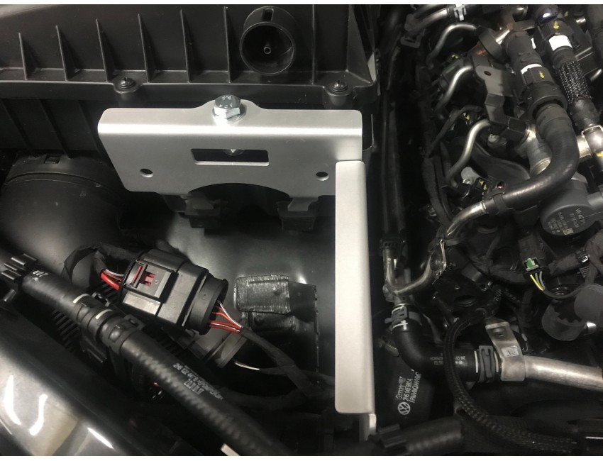 Net 4x4 : Filter Bracket - VW Amarok V6